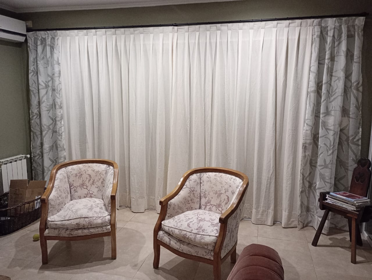 Cortinas con vuelo. Sistema Riel